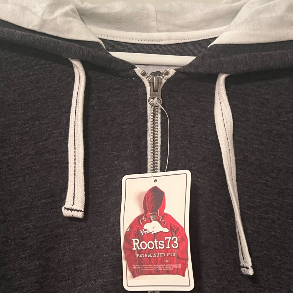NWT Men’s XL Roots 73 Hoodie Jacket